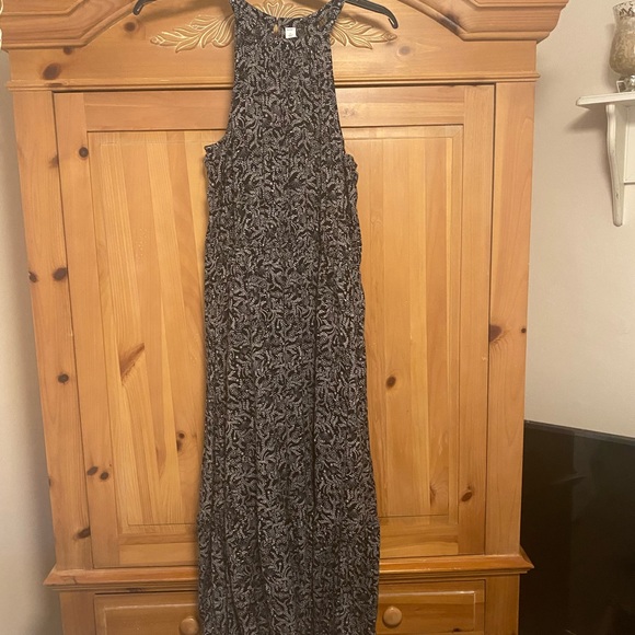 Old Navy Dresses & Skirts - Old Navy Maxi Dress